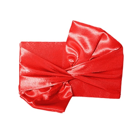 Big Bow Front Clutch - Picture 1 of 1